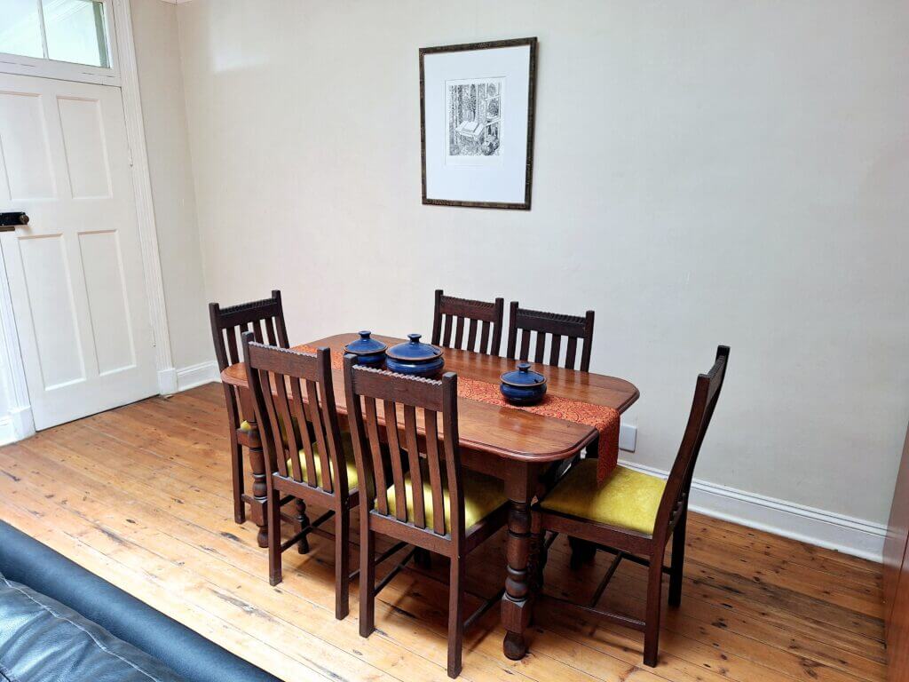 Oude Post Guesthouse - Main House Dining Table